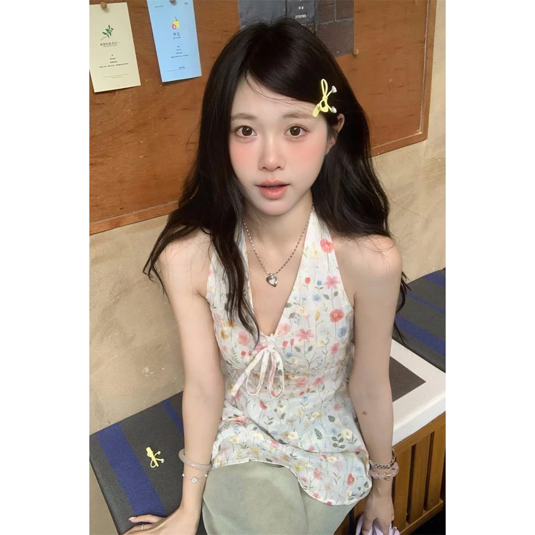 蝴蝶结系带碎花花朵设计感挂脖连衣裙2025夏季超仙纯欲风短款裙子