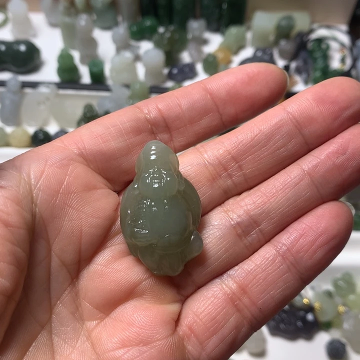 和田玉（糖玉）未镶嵌珠宝奇石