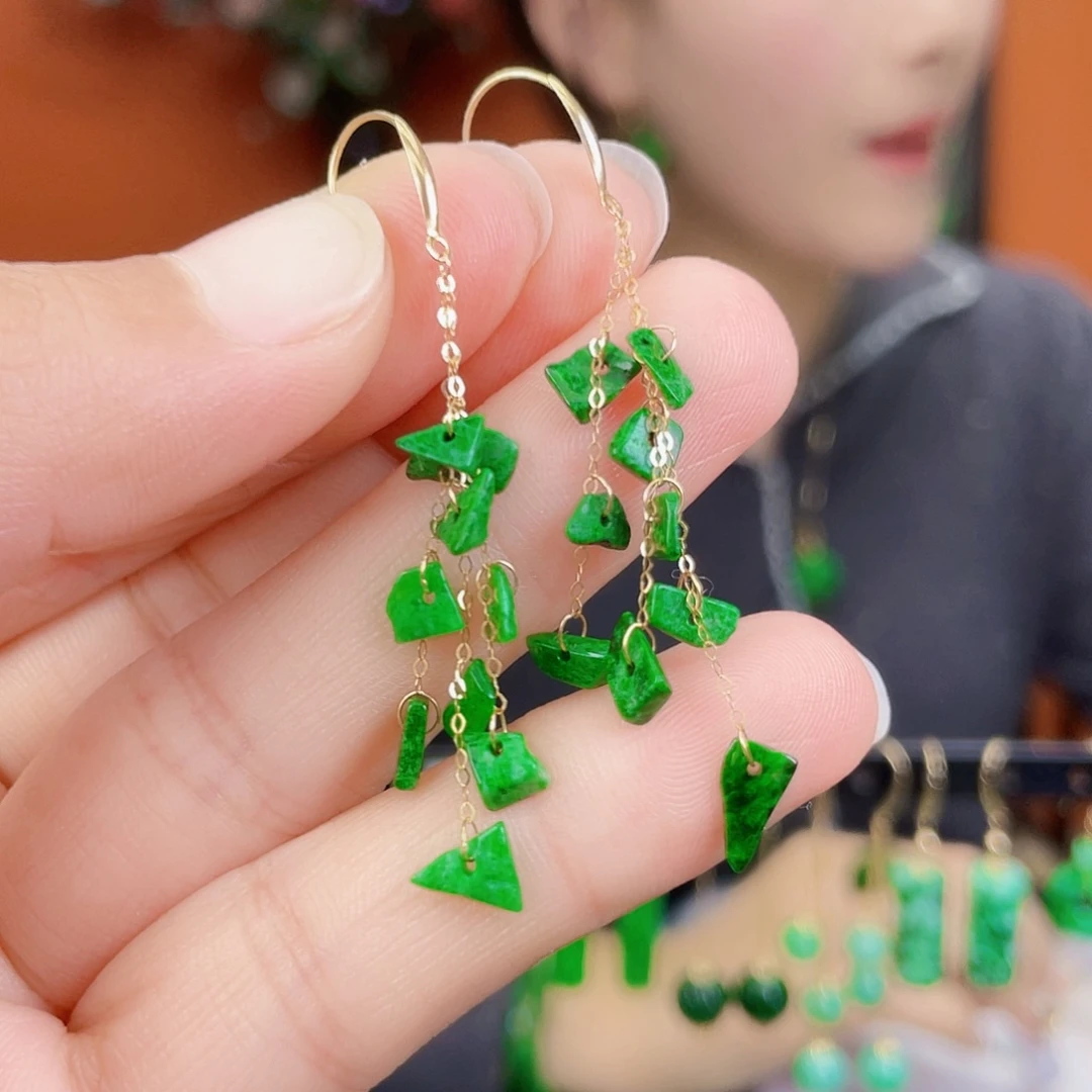 翡翠18K金镶嵌耳饰