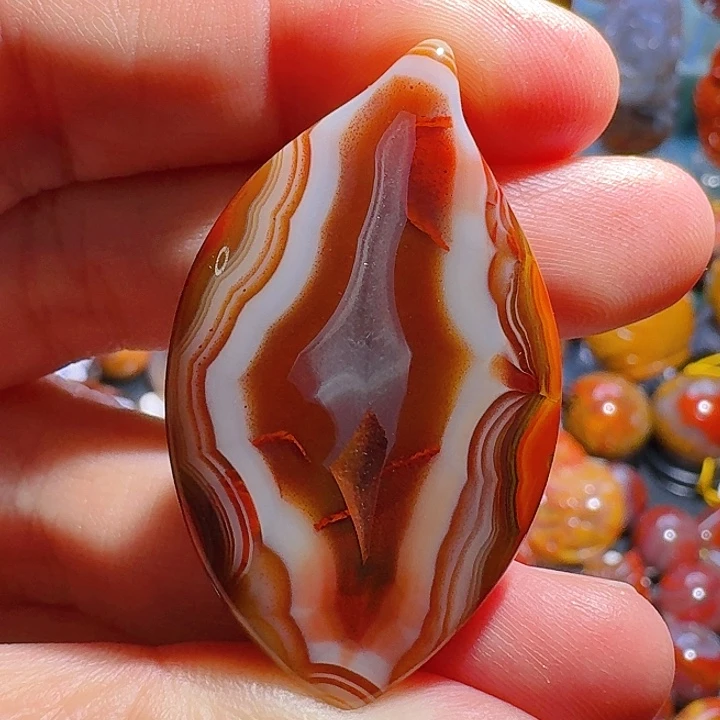 玛瑙/玉髓未镶嵌珠宝半成品