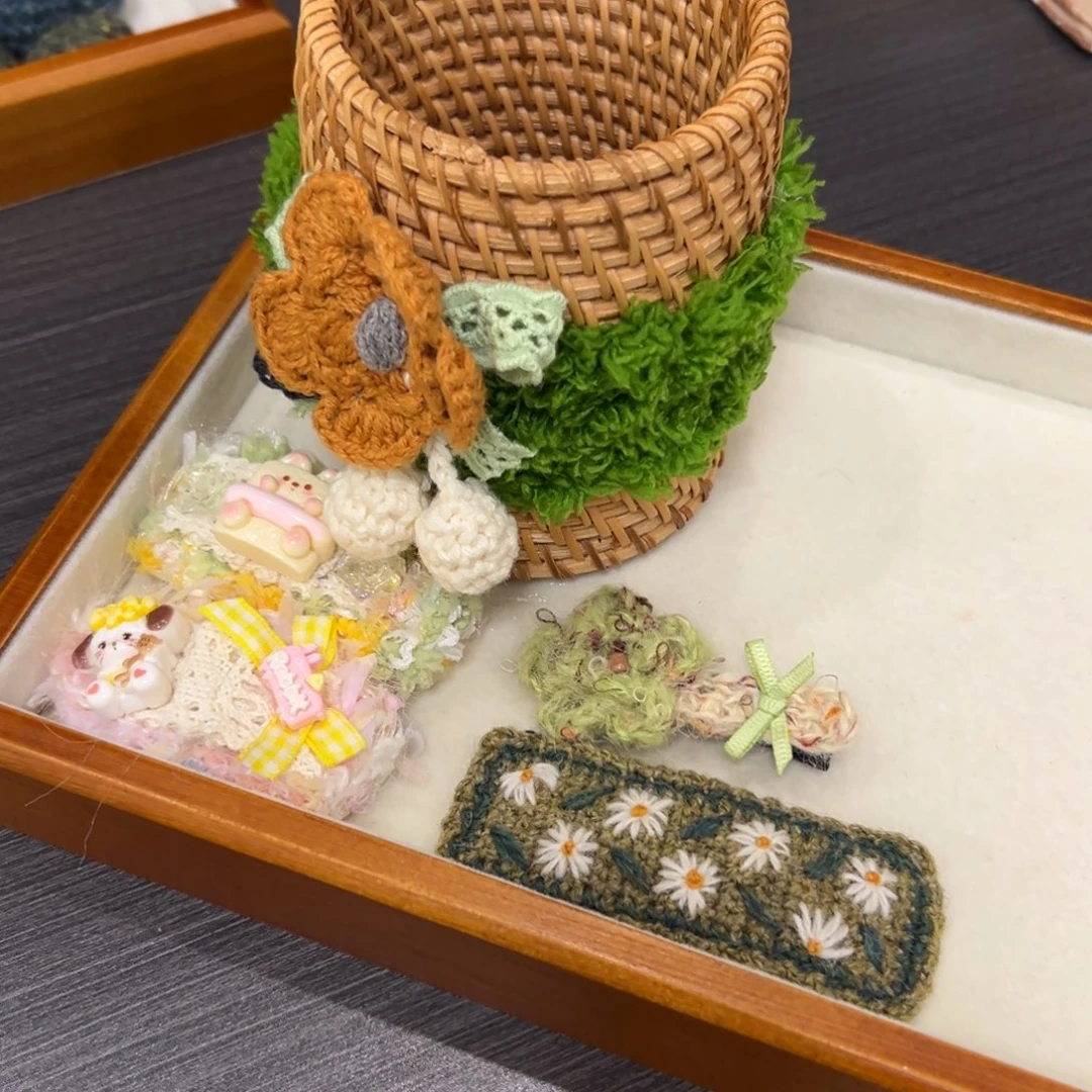 布艺钩织刺绣手工包包玩偶居家用品