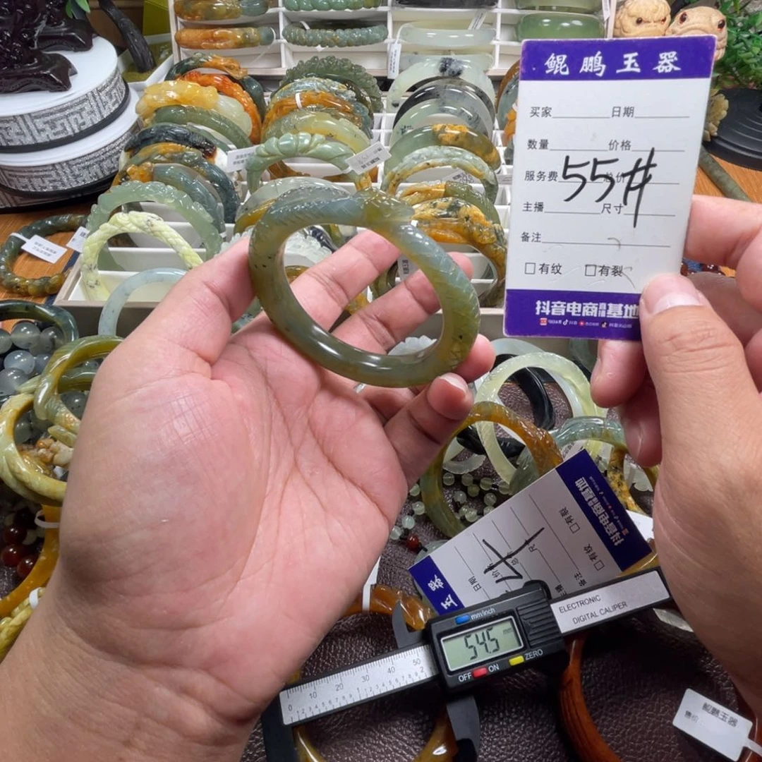 未镶嵌蛇纹石玉手镯