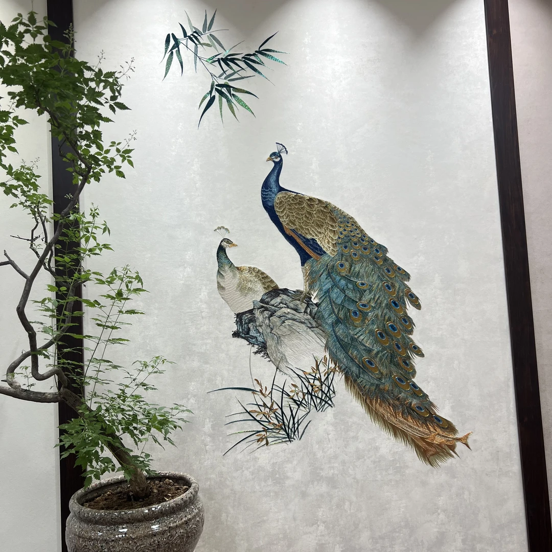 孔雀主题玄关刺绣背景墙可调节尺寸适合走廊玄关装饰客厅新中式