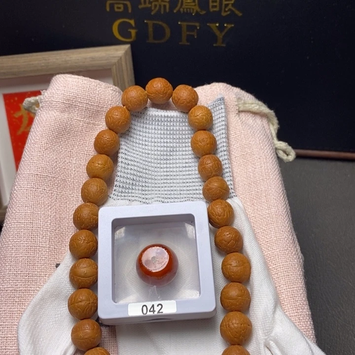 吊坠凤眼菩提尼泊尔