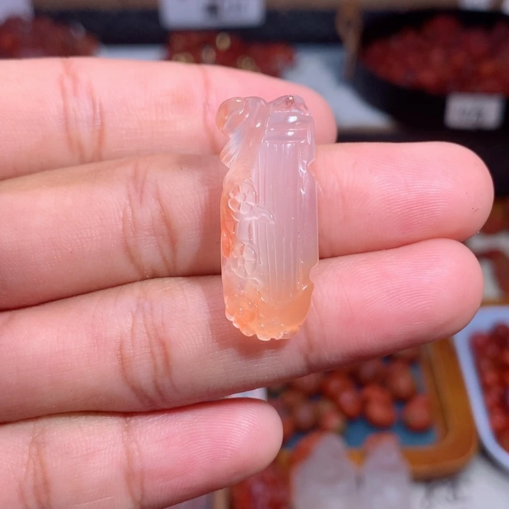 南红玛瑙未镶嵌南红古琴