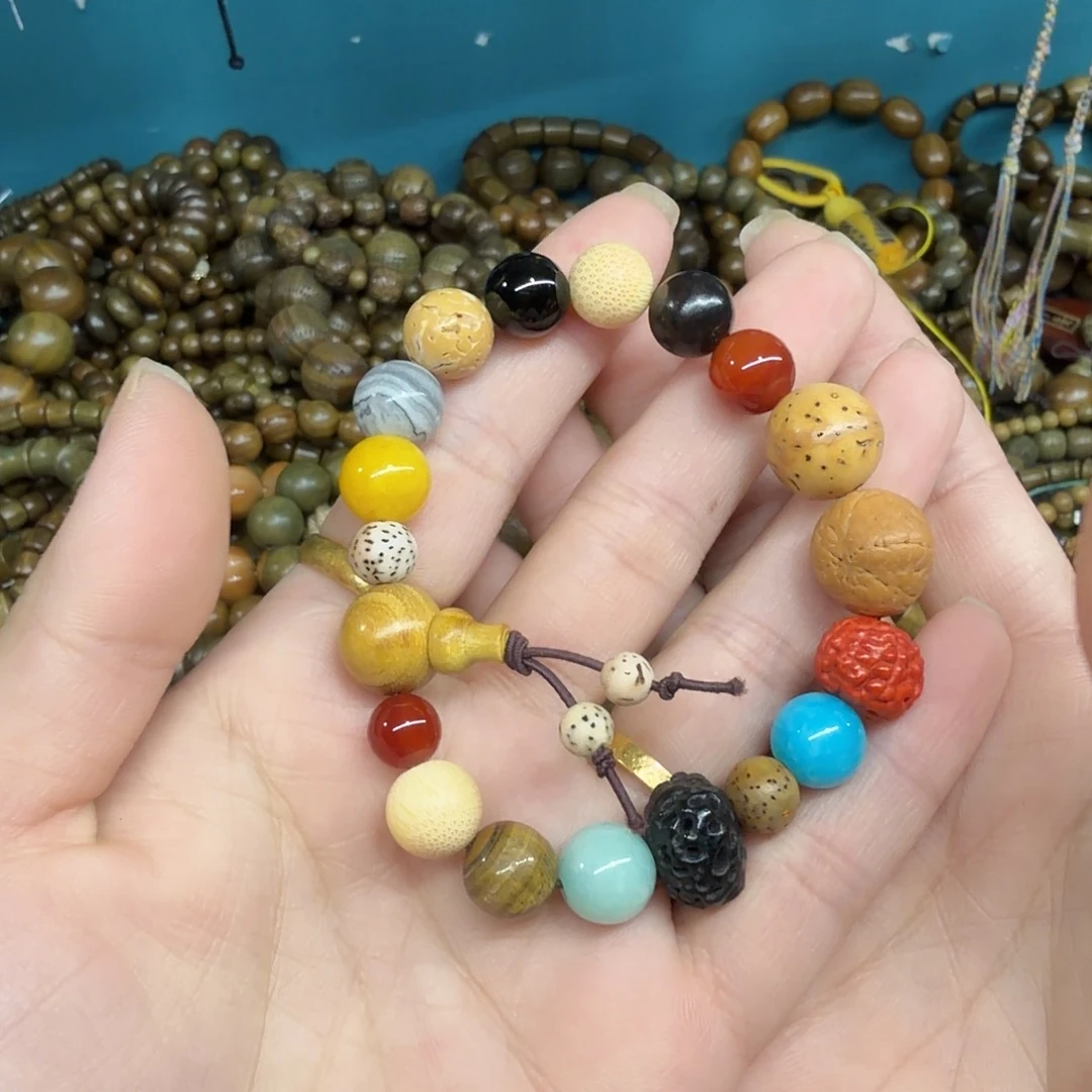 无事牌维腊木（绿檀）