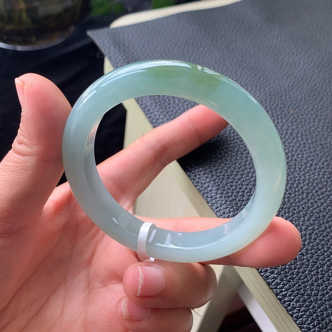 翡翠未镶嵌手镯25号