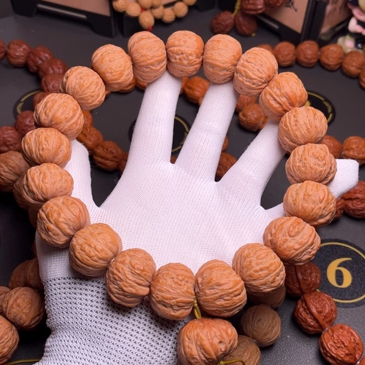 果***文玩核桃手串元宝