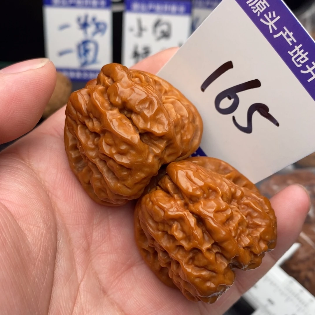 把件桃核蛤蟆40omomofuj