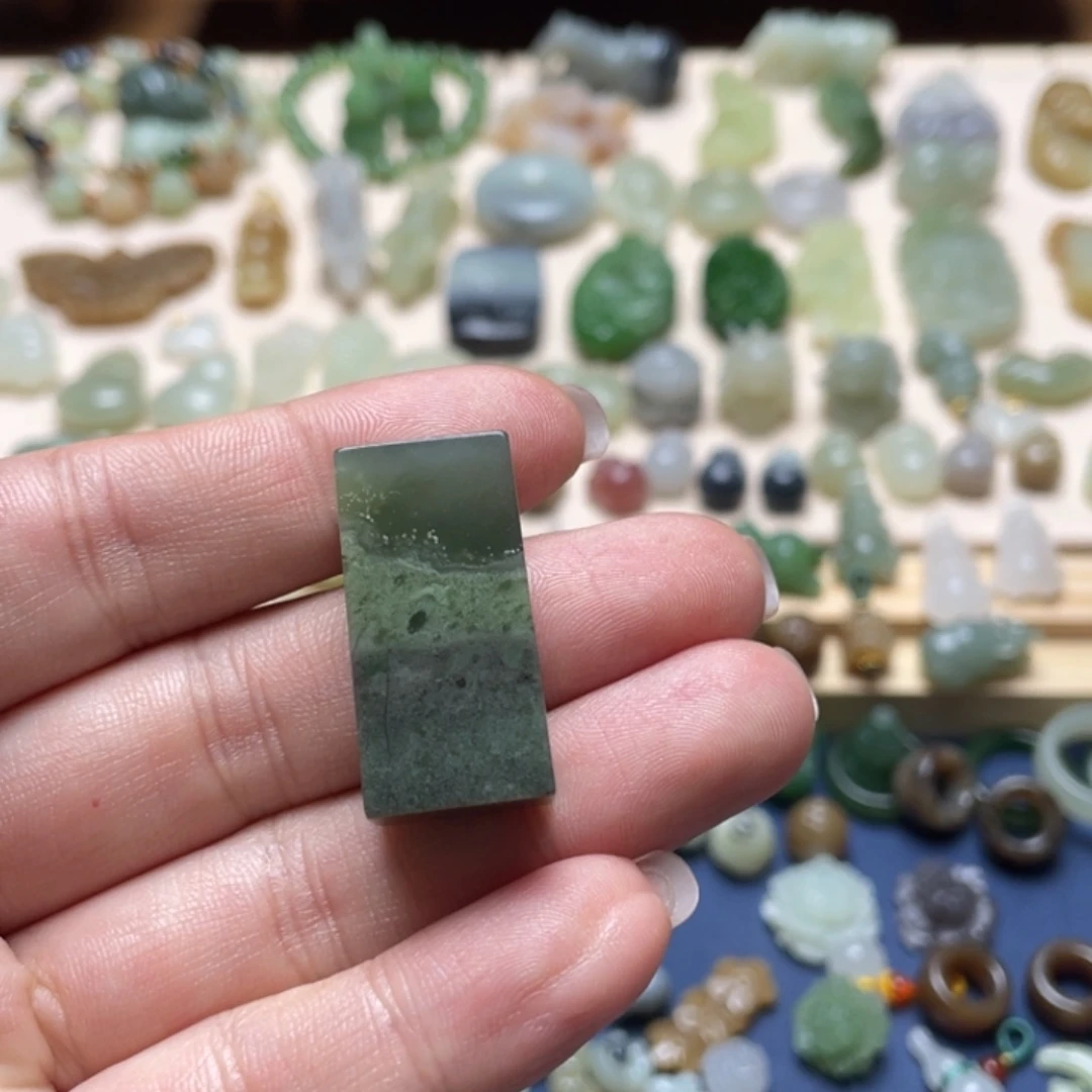 和田玉未镶嵌吊坠(不含链)