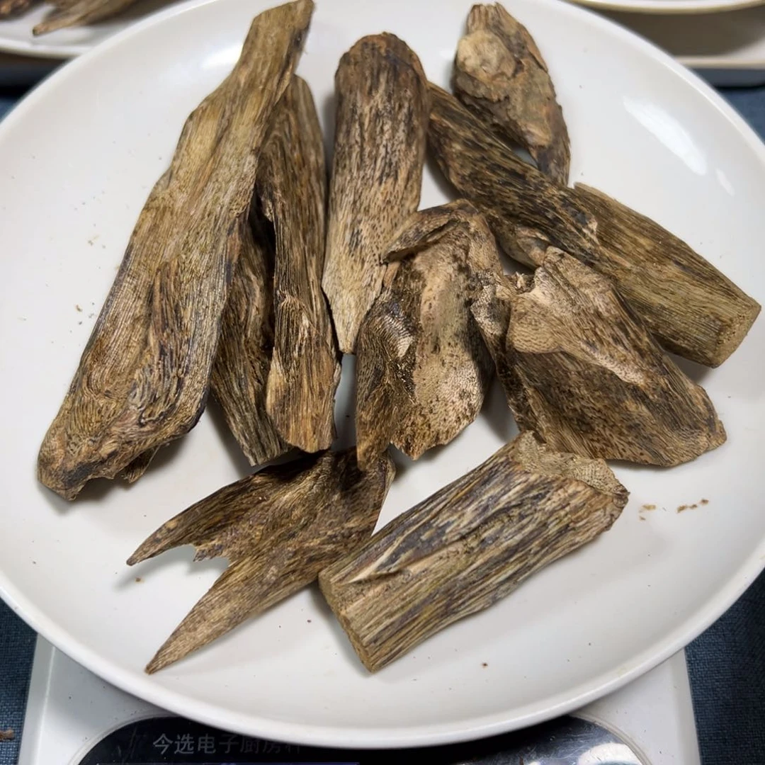 陆河大树丁壳子碎料100克