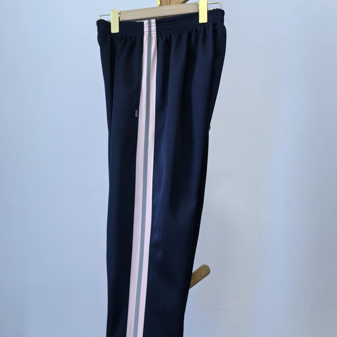 厦门市同安区女款中小学春秋冬时尚加绒校裤裤子宽松条纹校服裤