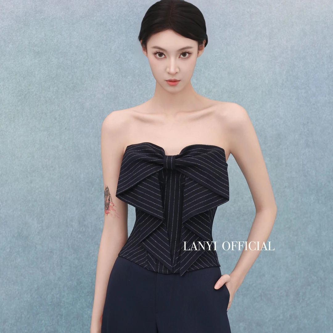 LANYI纳薇小姐通勤显瘦鱼骨胸衣