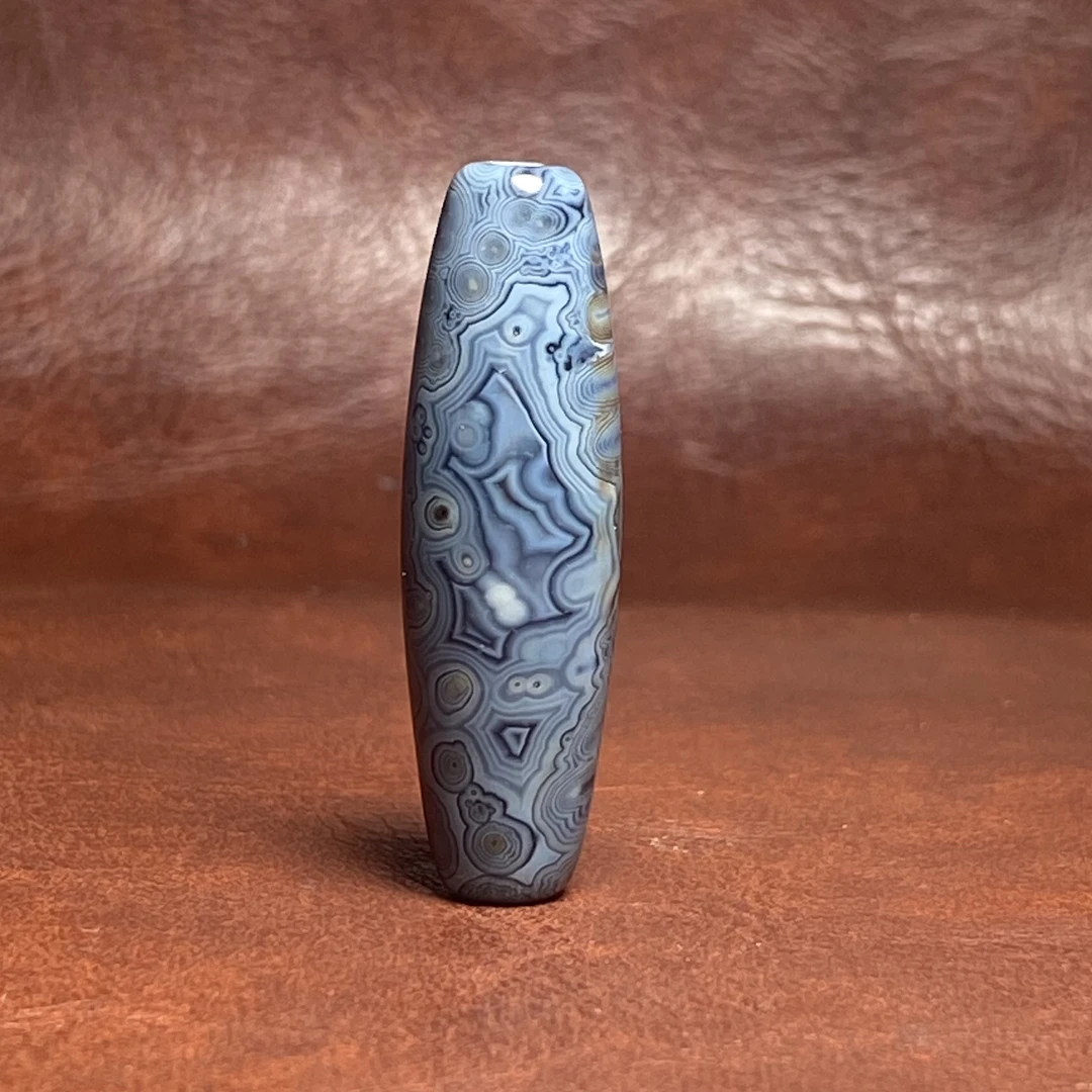 祥云千眼 精品带眼勒子 缠丝玛瑙玉髓珠子尺寸41.3/12.2