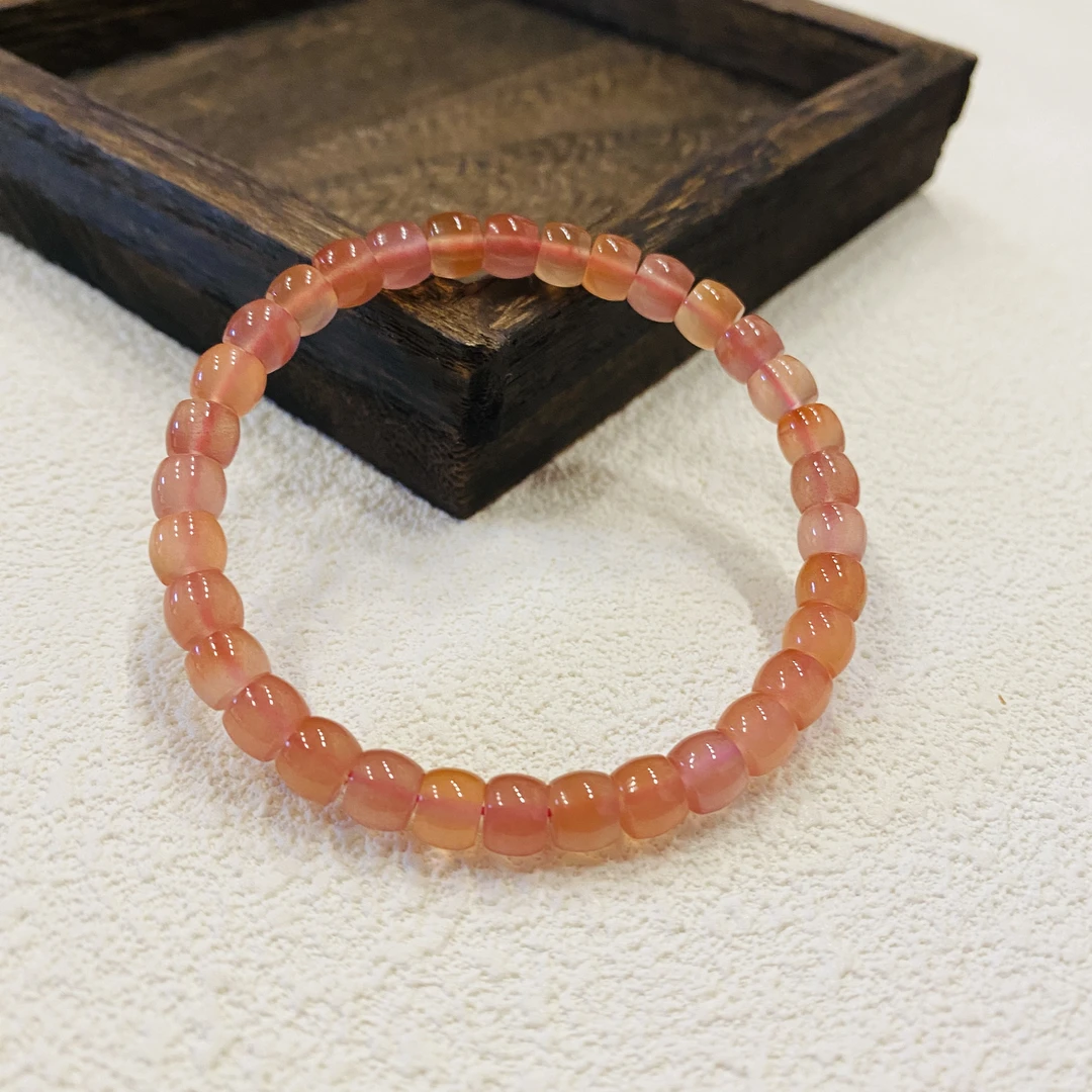 【V姐珠宝】 HL2106 糖果南红归圆直切手串 5*6