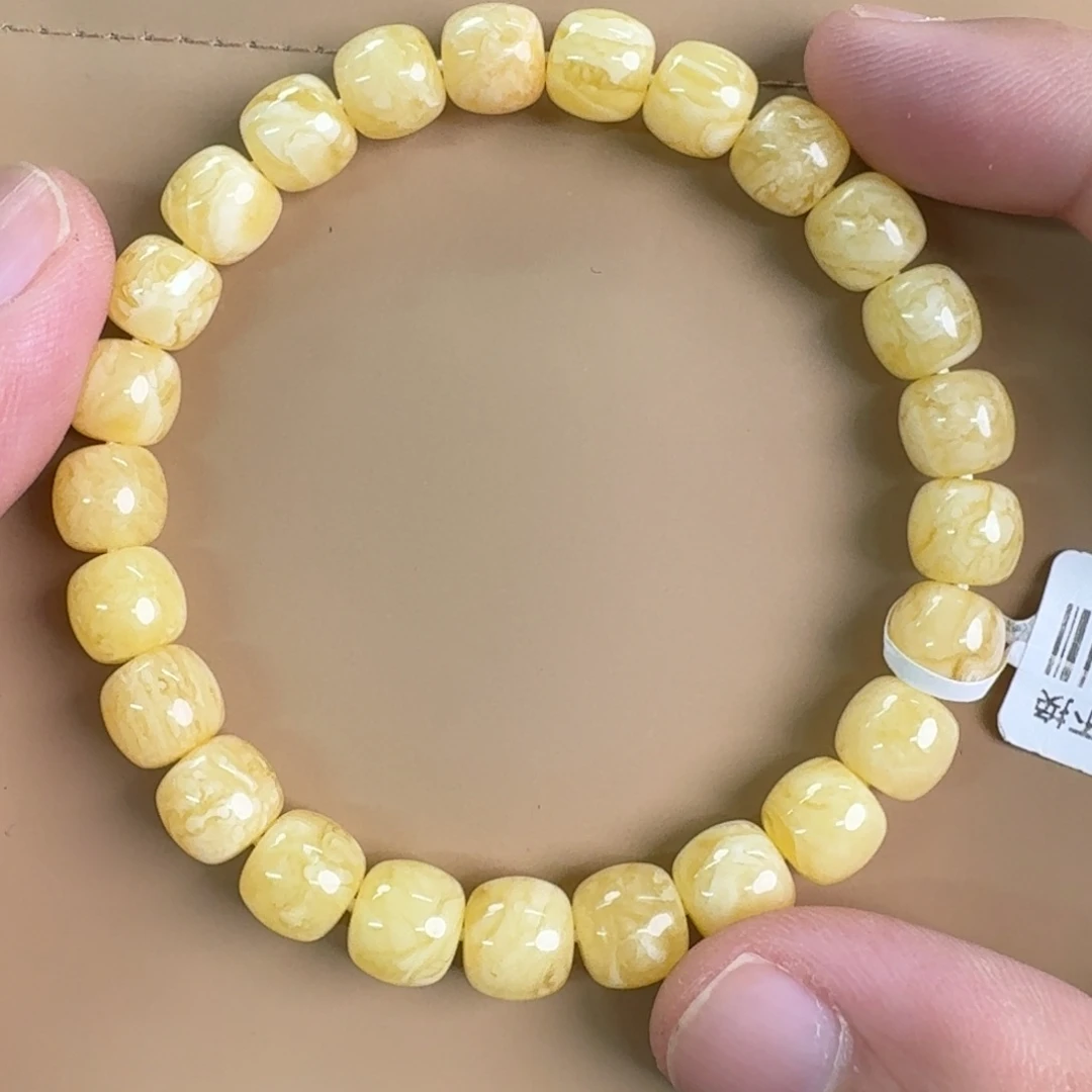 琥珀未镶嵌裸石02500000000