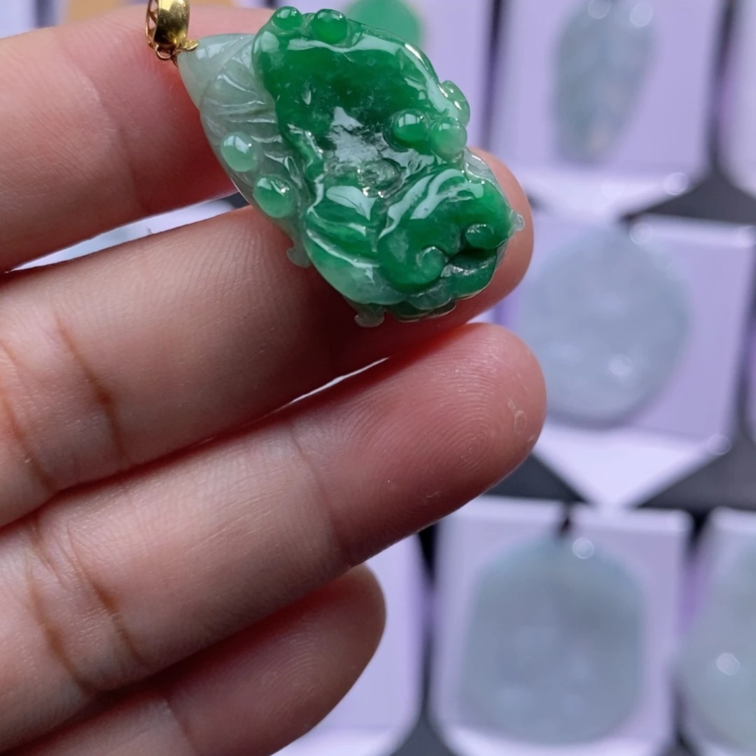 颈饰未镶嵌翡翠百菜