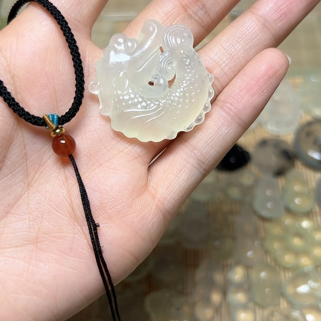 蛇纹石玉颈饰未镶嵌V****.