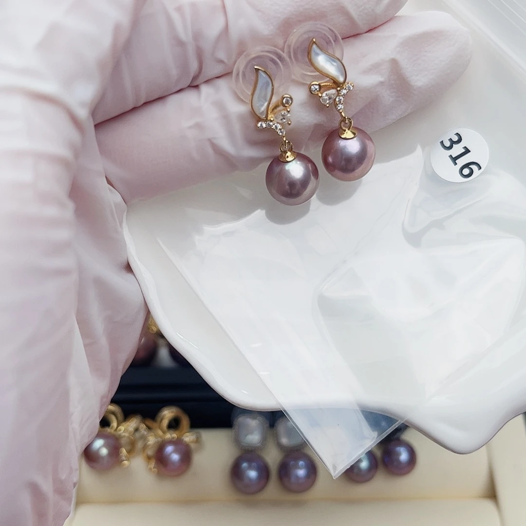 银S925镶嵌淡水珍珠耳饰