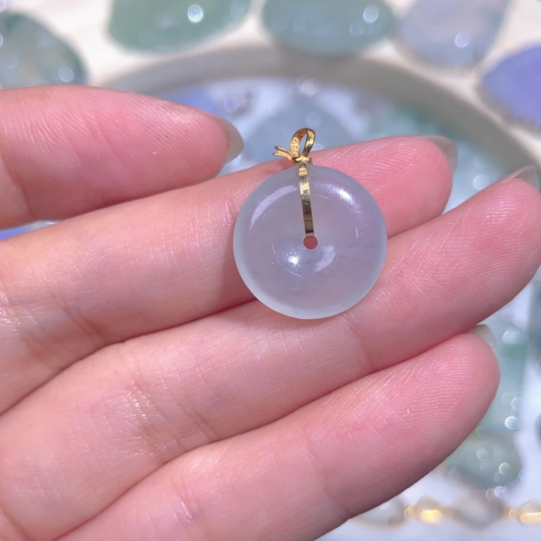 颈饰18K金镶嵌翡翠翡翠