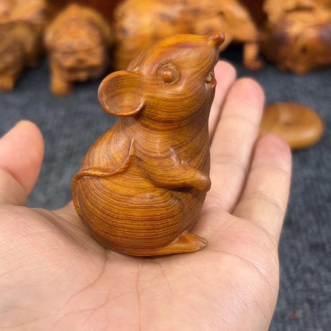 柏木太行崖柏老鼠