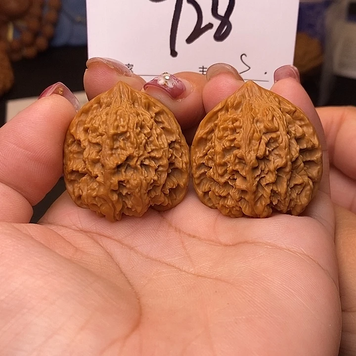 第***海吊坠桃核满天星34有修s