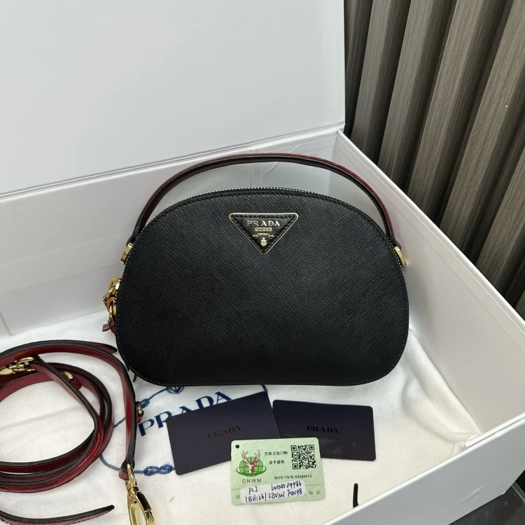 95新 Prada/普拉达 /KIKI/单肩包/15700284