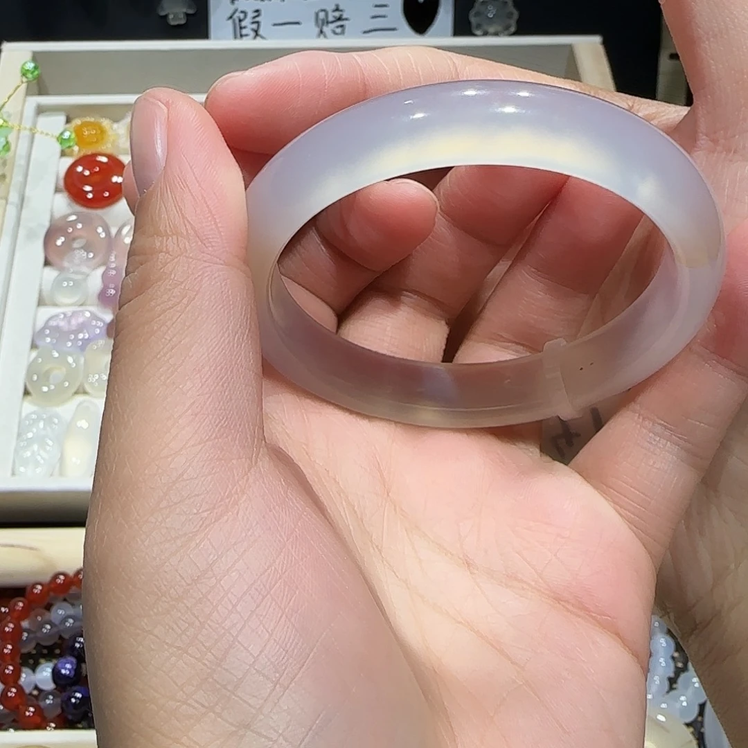 玛瑙/玉髓未镶嵌手镯54飘糖