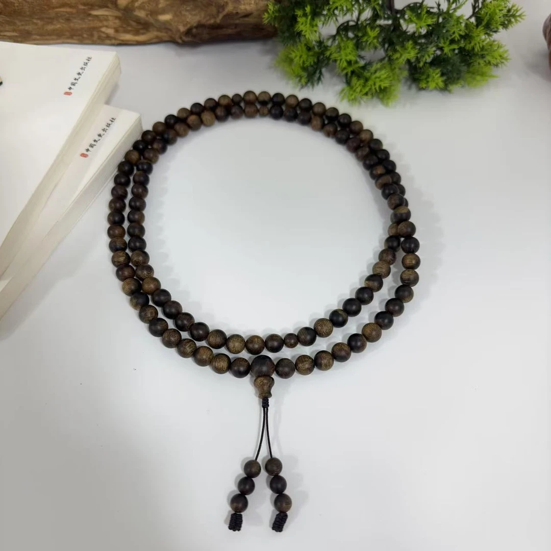 达拉干0.8×108颗沉香瘤疤 多样性发其一