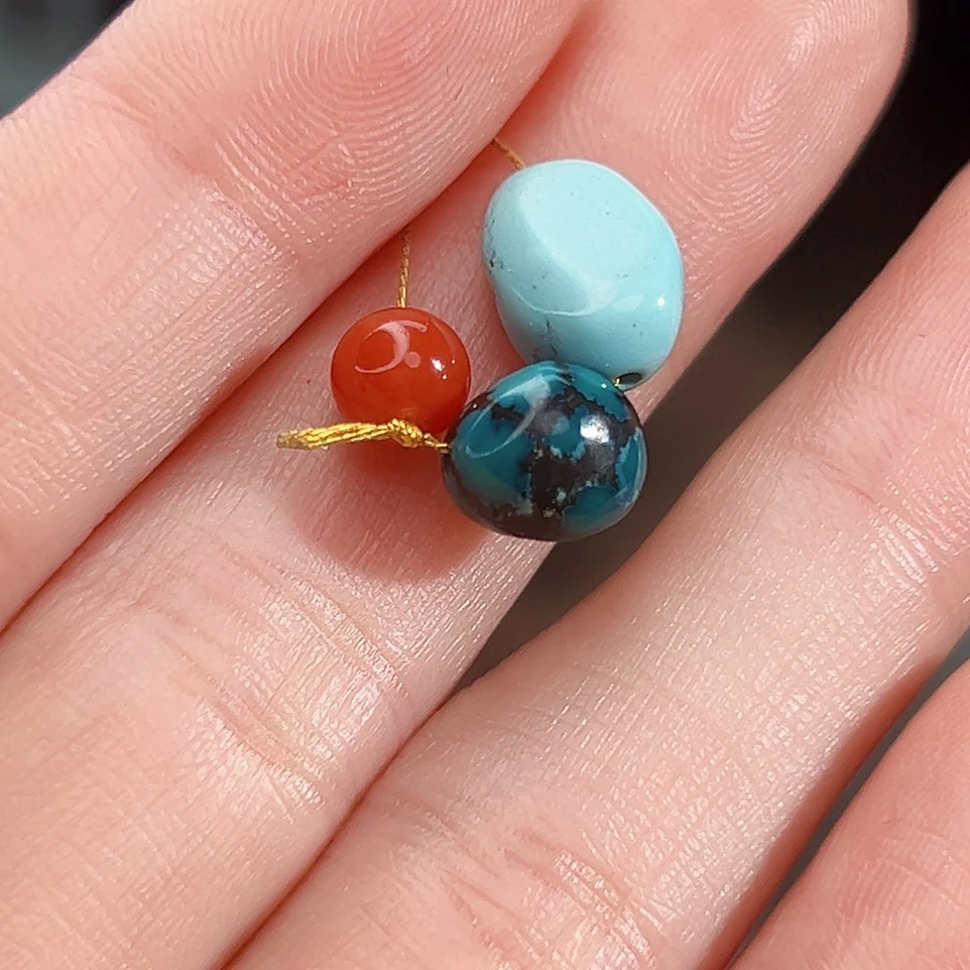 南红玛瑙未镶嵌珠宝奇石