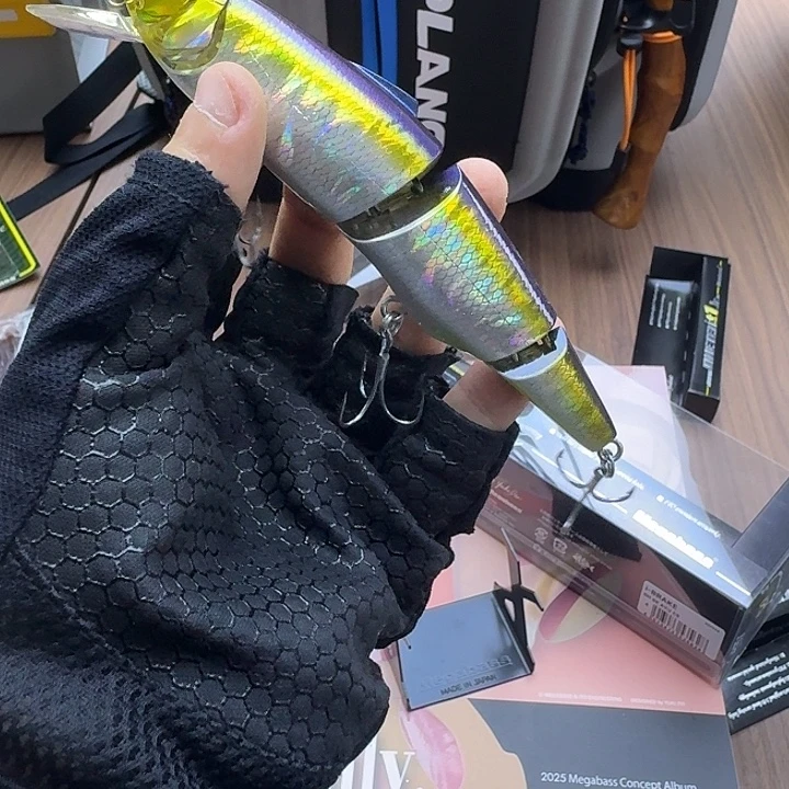 megabass 多节鱼31克
