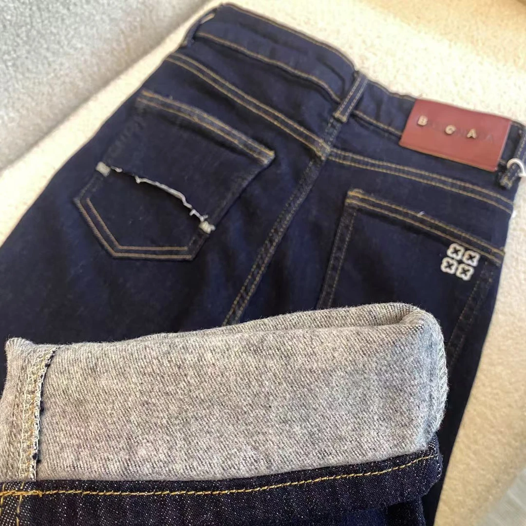 【底抓毛刺绣口袋】高级感设计显瘦显高牛仔直筒裤-苋 16403(8690)