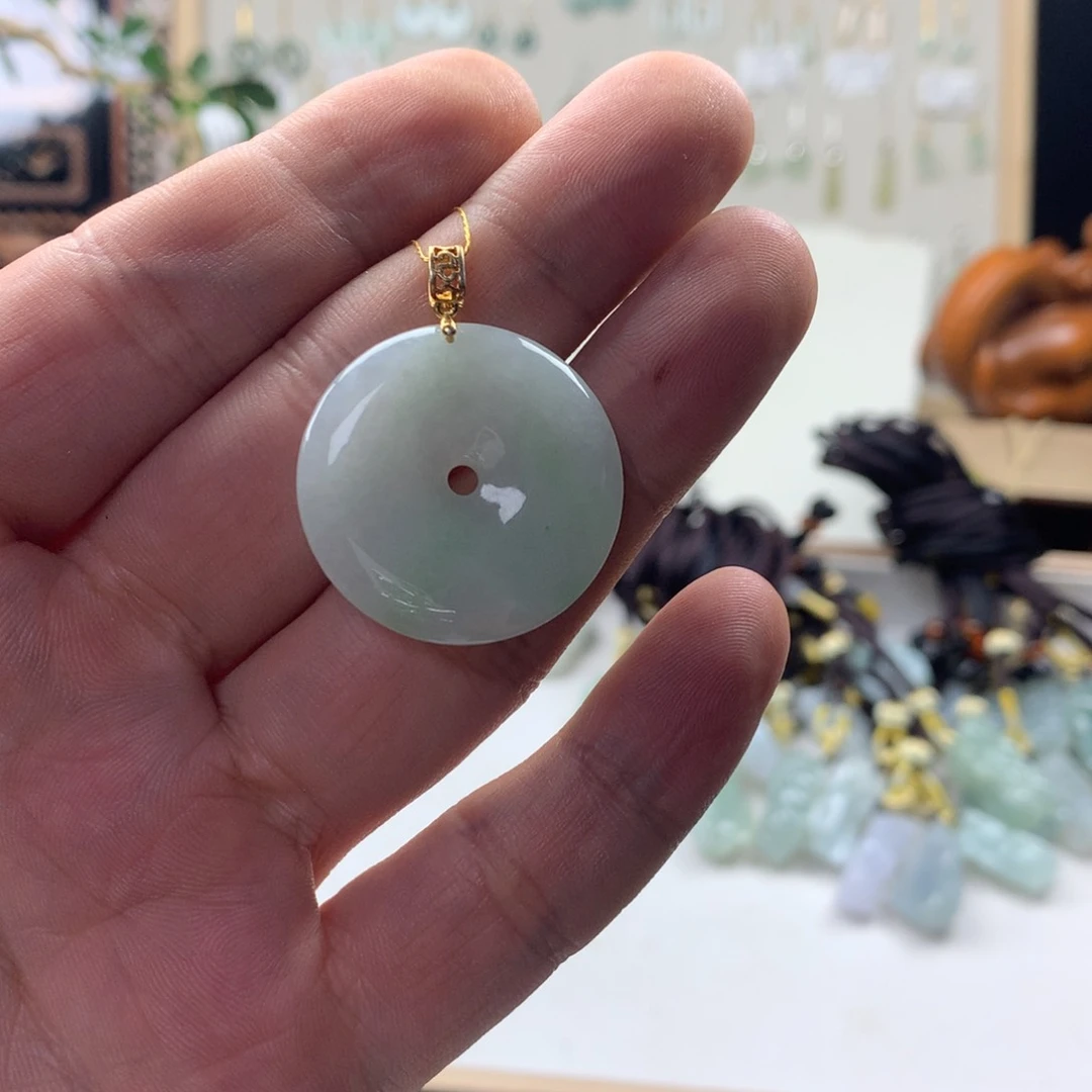 颈饰未镶嵌翡翠好**莲