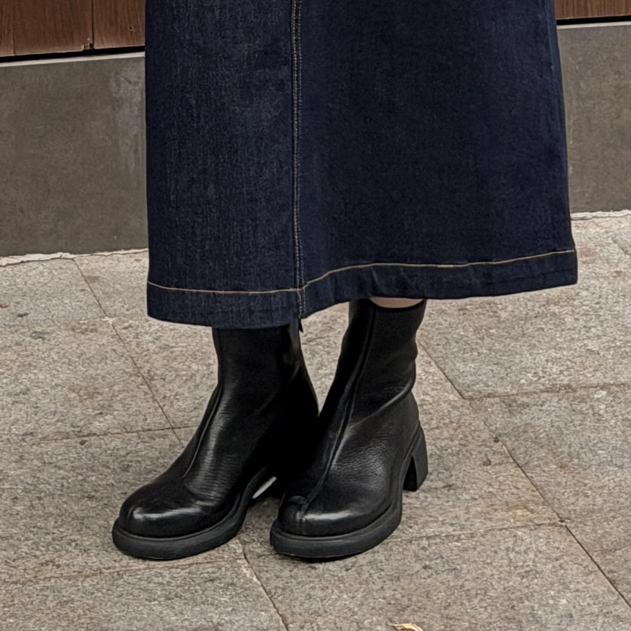 Ms.Qnn"复古靴"鹿纹植鞣山羊皮秀气立体圆头拉链短靴 52X1293 Q姐