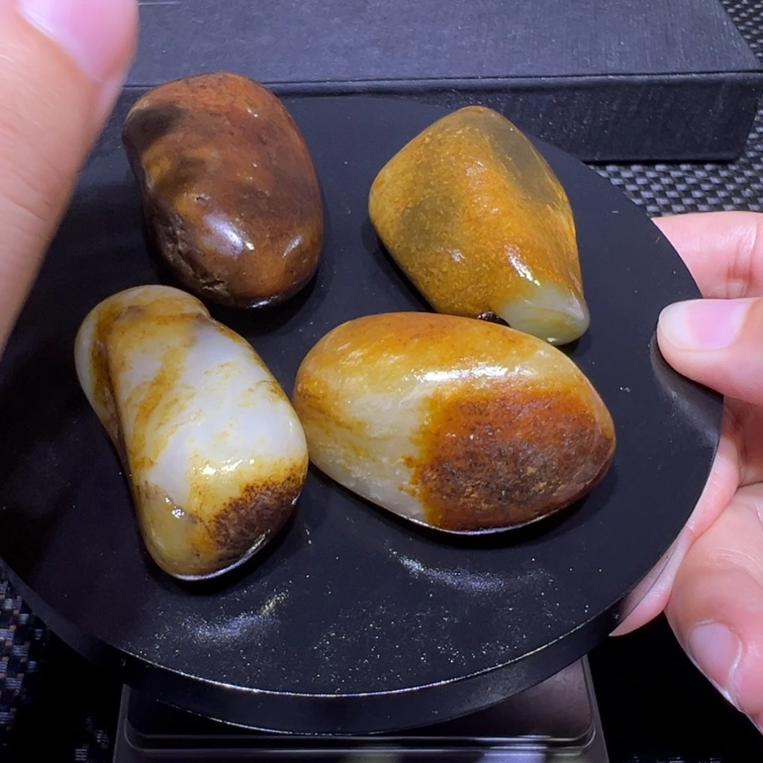 吊坠(不含链)未镶嵌和田玉（子料）209-58