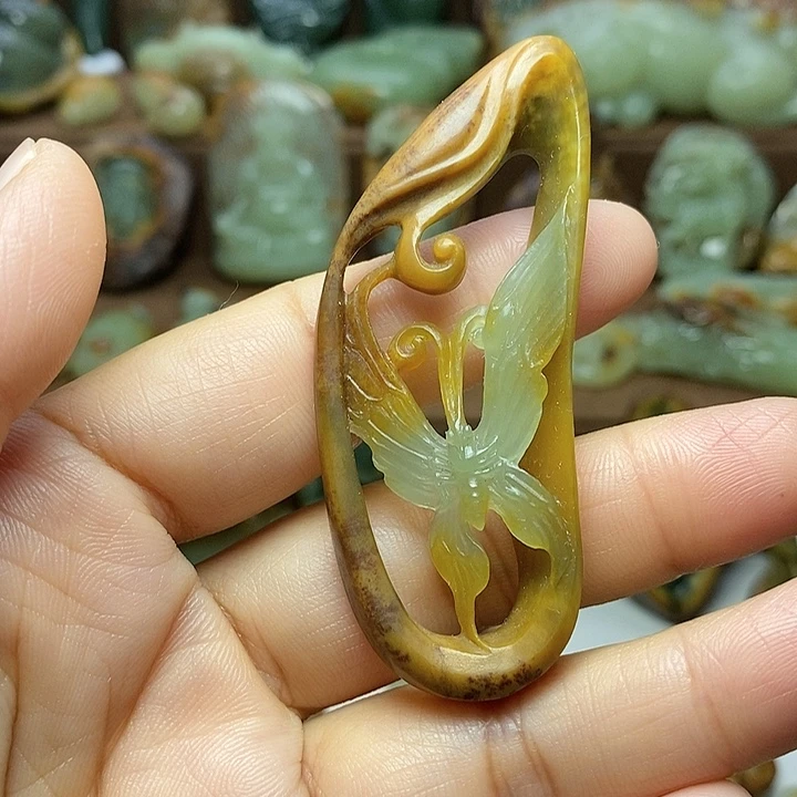 岫岩河磨玉（透闪石质玉）未镶嵌颈饰