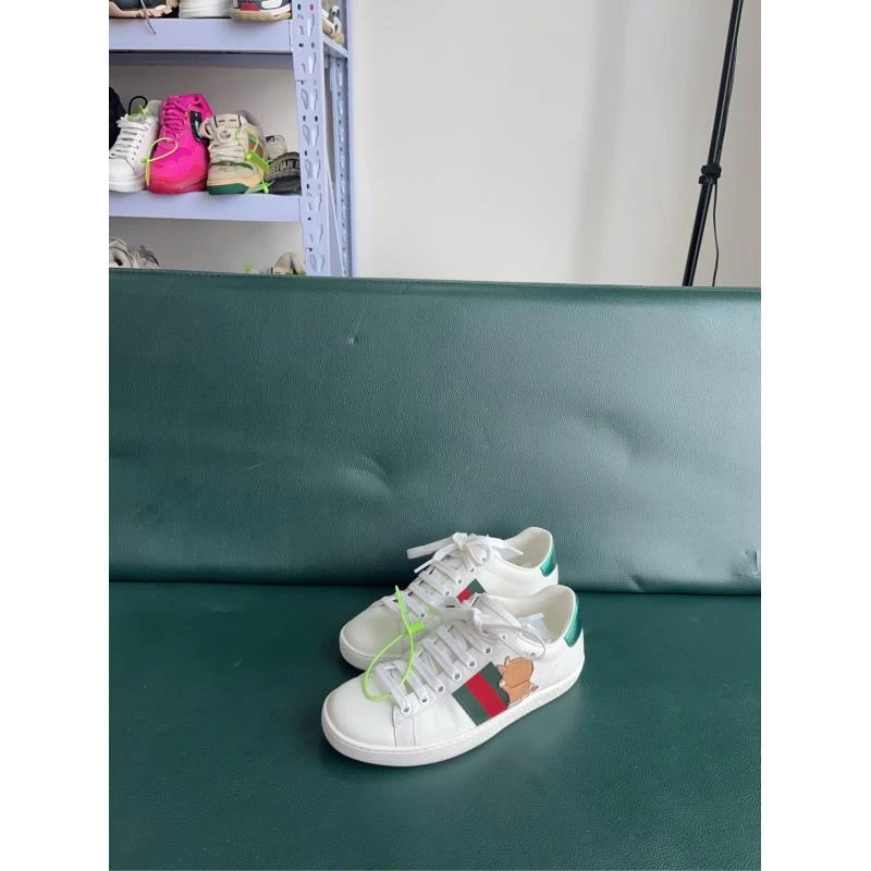 95新 GUCCI/古驰  GUCCI多啦A梦小白鞋     34.5偏大一码b0443