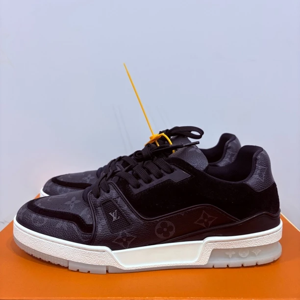 99新 LouisVuitton/路易威登 42码 LV trainer 黑色老花 板鞋