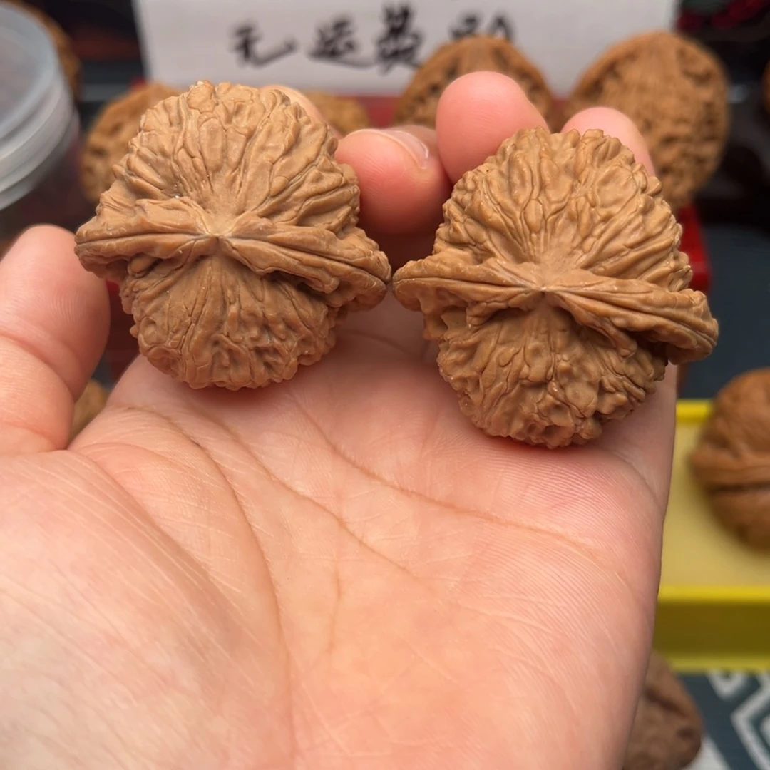 【闪购商品】文玩核桃手把件41白狮子