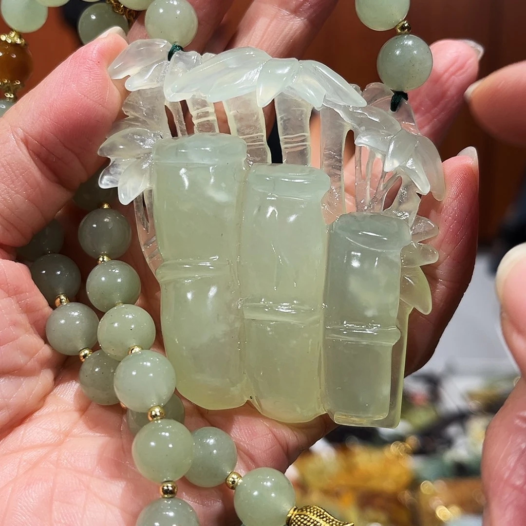 岫玉未镶嵌毛衣链