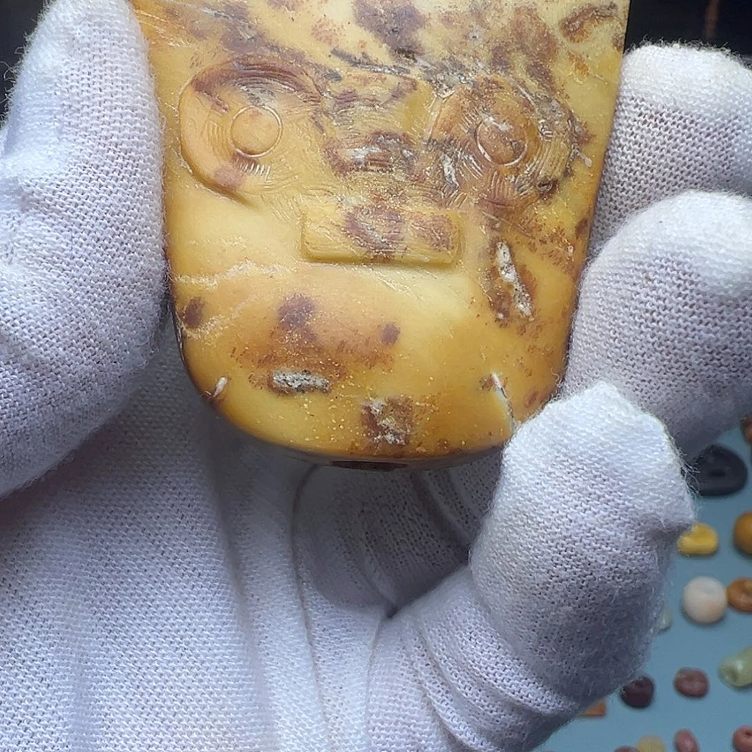 煜***清和田玉（糖玉）未镶嵌颈饰