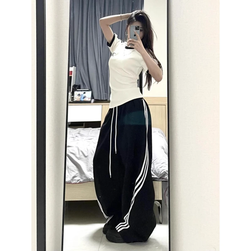 大码300斤美式三条杠弯刀卫裤女春夏薄款宽松跳舞阔腿休闲运动裤