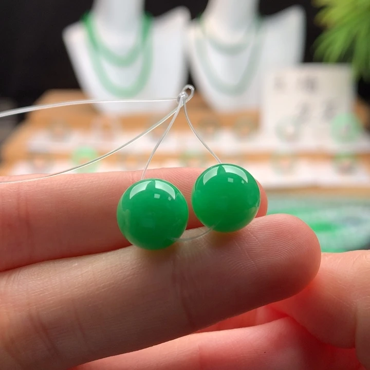 翡翠未镶嵌颈饰天然缅甸A货翡翠卡10.3mm