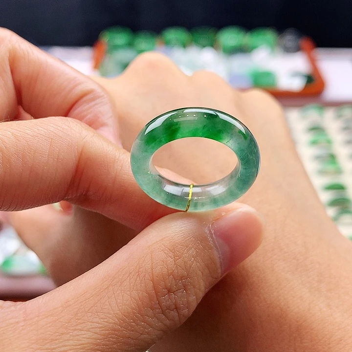 翡翠未镶嵌戒指10-11号
