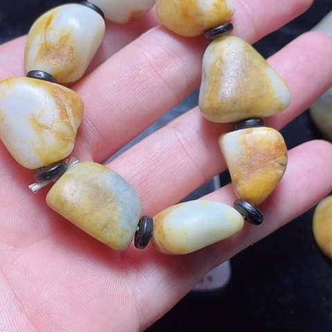 套链未镶嵌和田玉（糖玉）
