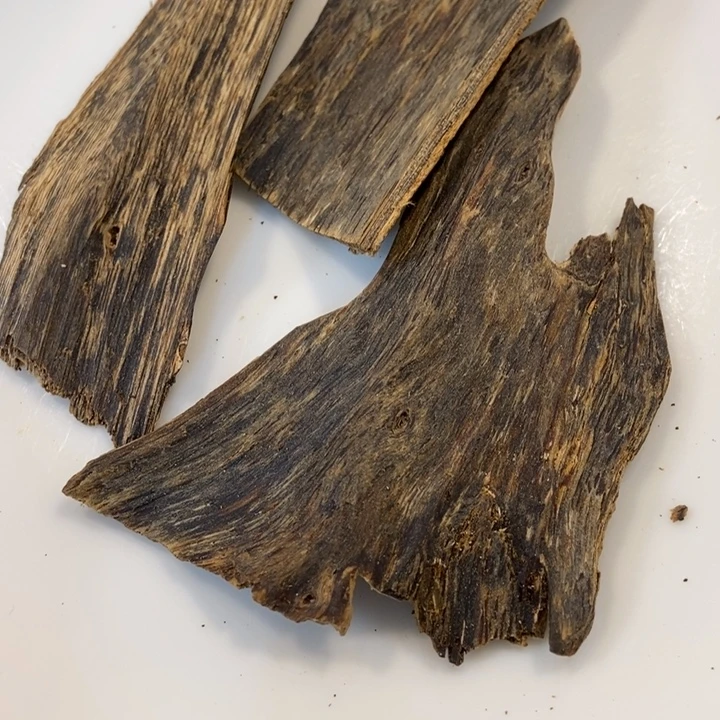 沉香沉香碎屑奇楠虎斑皮18克多样性发一