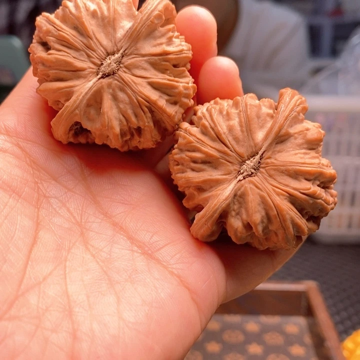 把件文玩核桃闷白44尺