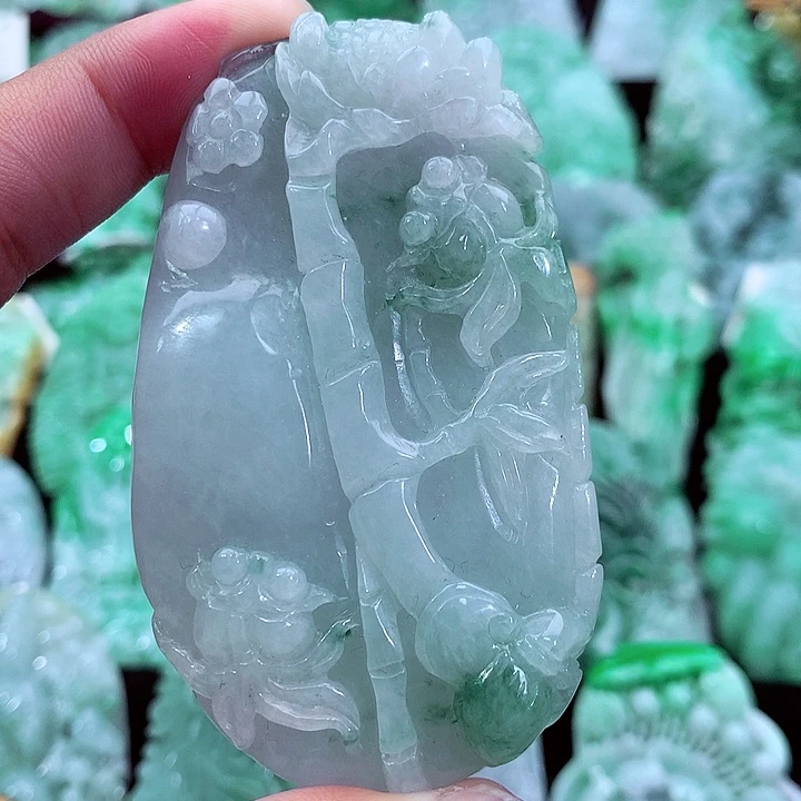翡翠未镶嵌吊坠(不含链)