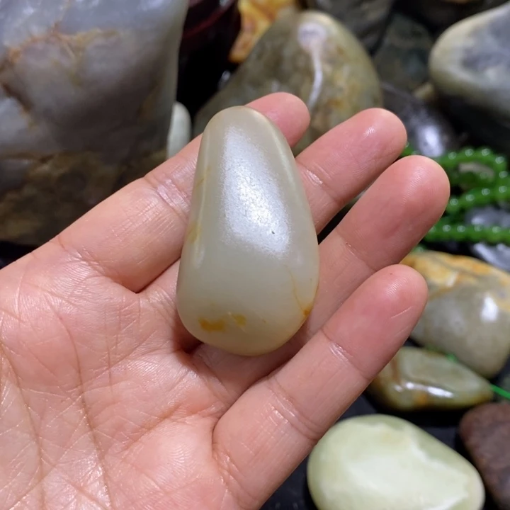 和田玉（糖玉）未镶嵌挂件