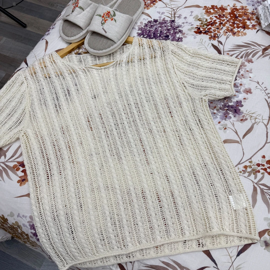 慢调生活透气镂空针织短袖